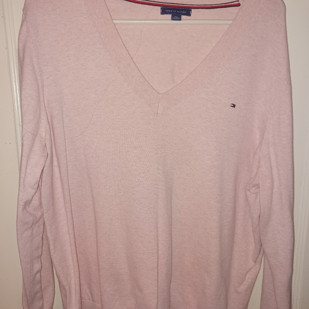 2xl light pink Tommy sweater